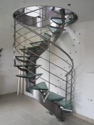 Escalier métallique