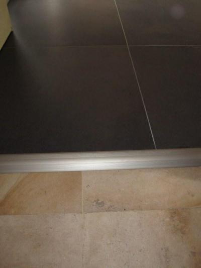 Carrelage 60 x 60 noir