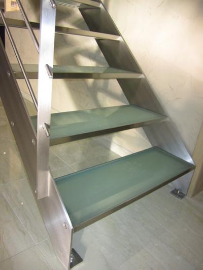 Escaliers inox