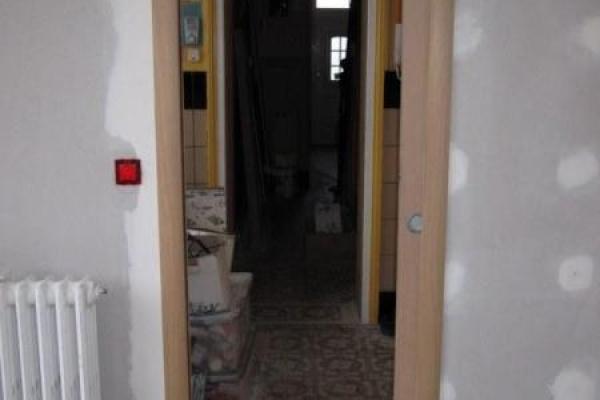 Porte en bois à galandage