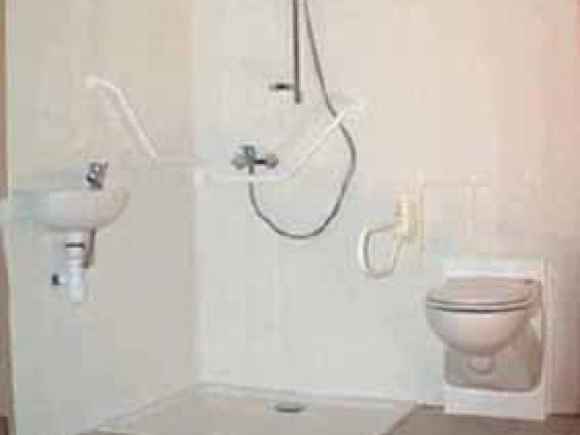 Aménagement salle de bains pour PMR (personne à mobilité réduite)