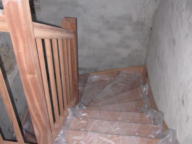 escalier bois sur 3 niveaux