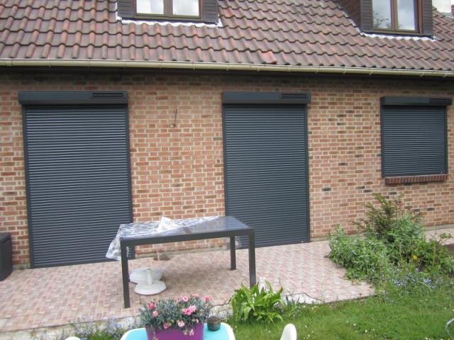Rénovation énergétique d'une maison des année 80 avec des menuiseries aluminium